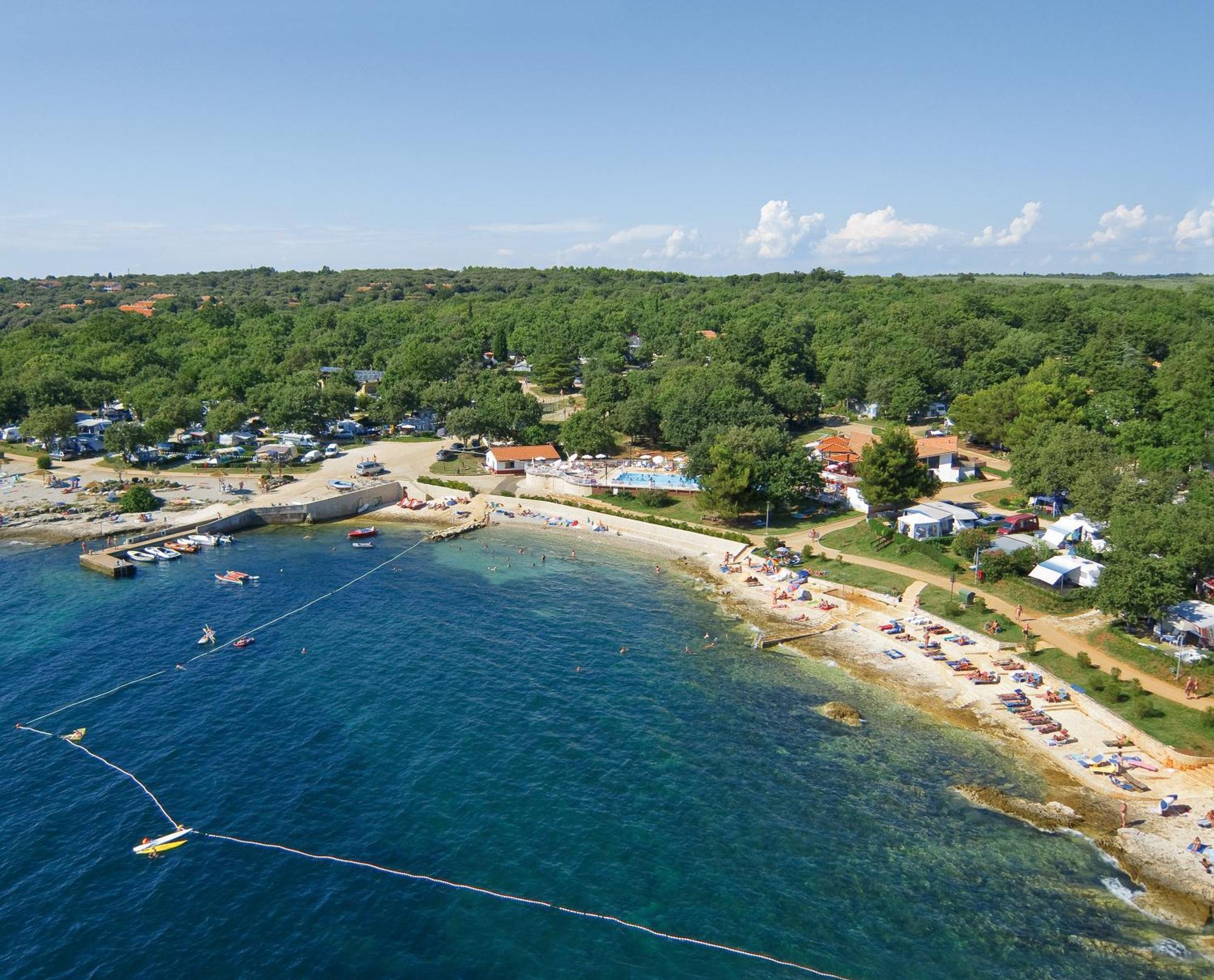 Fkk Adriatika In Fkk Solaris Naturist Resort Porec Bagian luar foto